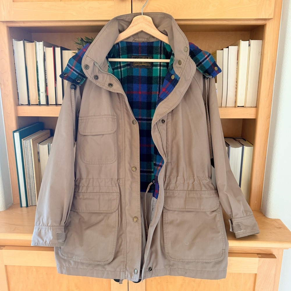 Vintage Eddie Bauer Barn Jacket Tan Plaid Lined Hooded Field Coat